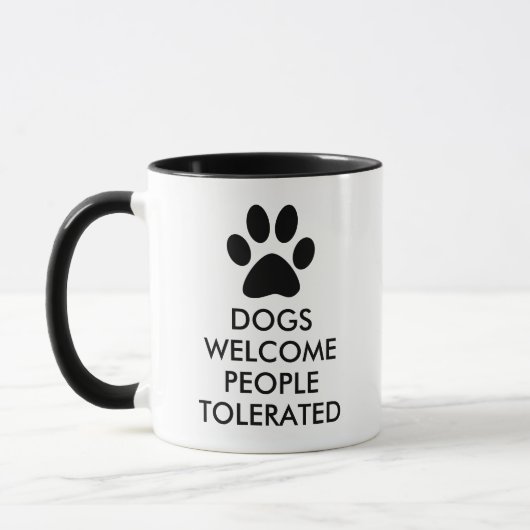 Honden Welkom Mensen met getolereerde Typografie Mok (Links)