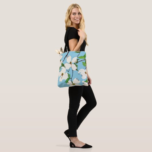 hondenbloem tote bag (Op model)