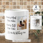 Hondenliefhebber Funny Dog Gezegde 2 foto's Koffiemok<br><div class="desc">Voeg een of twee afbeeldingen van je hond of honden toe aan deze grappige nieuwigheid mok met het gezegde ELKE MAALTIJD DIE JE MAAKT, ELKE HAP DIE JE NEEMT, IK ZAL JE IN DE GATEN HOUDEN. Wijzig de kleur van de tekst en/of de achtergrondkleur zoals gewenst in BEWERKEN. Maakt een...</div>
