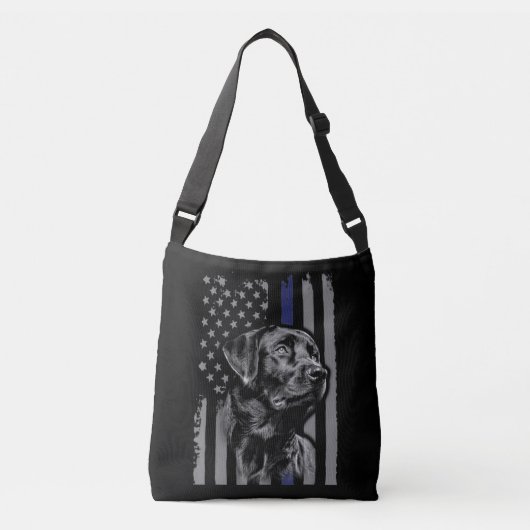 Hondenliefhebber | Zwarte Labrador American Flag T Crossbody Tas (Voorkant)