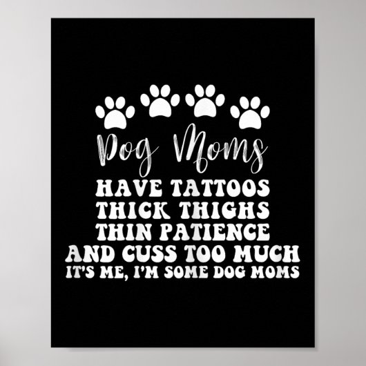 Hondenmoeder met Tattoos ogen dik en dijen Poster (Voorkant)