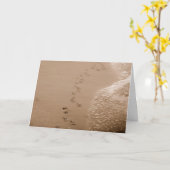 Hondenpootafdrukken in de zandsympathiekaart kaart (Gele Bloem)