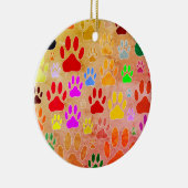 Hondenpootafdrukken op  achtergrond keramisch ornament (Rechts)