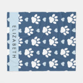 Hondenpoten, witte poten, blauwe harten, Jouw naam Fleece Deken (Voorkant (Horizontaal))
