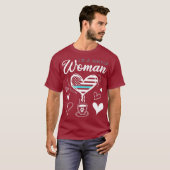 Hondenras koffieboon im een eenvoudige vrouw ameri t-shirt (Voorkant volledig)