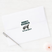 Honey Badger Hij is zo onnozel Ronde Sticker (Envelop)