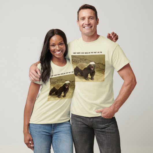 Honey Badger hoort stemmen T-shirt (Unisex)