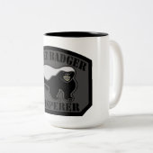 Honey Badger Whisperer Tweekleurige Koffiemok (Voorkant rechts)