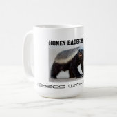 Honey Badgers Love Babes with Brains (Afbeelding) Koffiemok (Voorkant links)