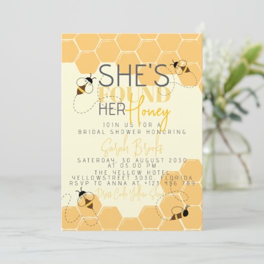 Honey Bee Comb Bruids Douche Uitnodiging (Staand voorkant)