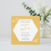 Honey Bee Yellow Custom Wedding Invitation Kaart (Staand voorkant)