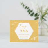 Honey Bee Yellow Pattern Save the Date Briefkaart (Staand voorkant)