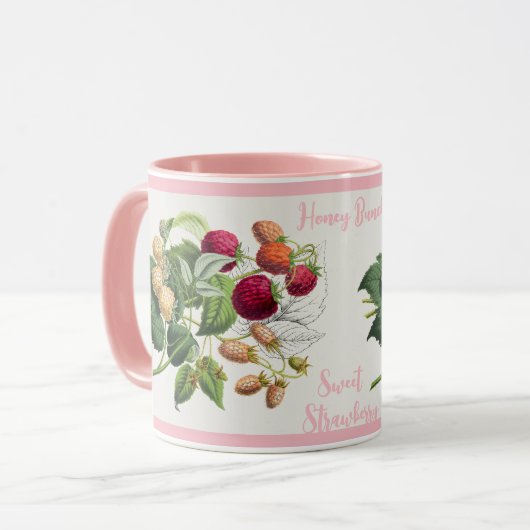 Honey Bunch Sweet Strawberry gepersonaliseerd Mok (Voorkant links)