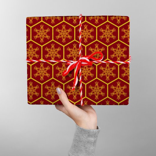 Honeycomb Snowflake Maroon Yellow Pattern Elegant Cadeaupapier