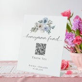 Honeymoon Fund QR Code Dusty Blue Wedding Reclamebord Met Voetstuk