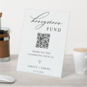 Honeymoon Fund QR Code Wedding Reclamebord Met Voetstuk (Insitu)