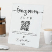 Honeymoon Fund Sign. QR Code Honeymoon Wish Reclamebord Met Voetstuk (Insitu)