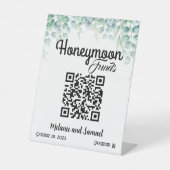 Honeymoon Funds QR Code Eucalyptus Weddenschap Reclamebord Met Voetstuk (Voorkant)