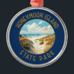 Honeymoon Island State Park Retro noodlijdend Metalen Ornament<br><div class="desc">Honeymoon Island State Park vector artwork ontwerp. Deel van een reeks barrière eilanden sprankelend in de Golf van Mexico voor de westkust van Florida.</div>