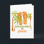 Honeymooning in Hawaii Kaart<br><div class="desc">Als je bestemming huwelijksreis Hawaii is,  hou je van onze Honeymooning in Hawaii T-shirts,  tanktoppen,  knoppen,  canvas tassen,  mokken en nog veel meer!</div>