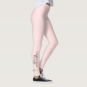 Honeymooning Script Blush met Monogrammen en hart Leggings
