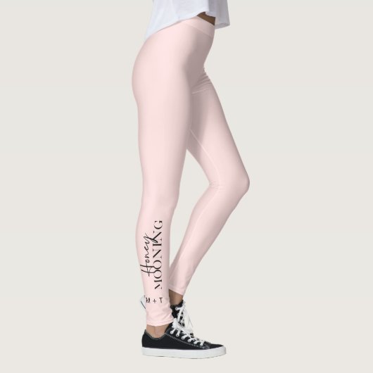 Honeymooning Script Blush met Monogrammen en hart Leggings (Rechts)