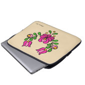 Hongaars Borduurpatroon, "Matyó" - roze Laptop Sleeve (Voorkant onderkant)
