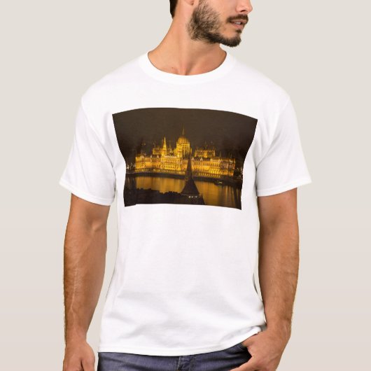 Hongaars parlement Boedapest 's nachts T-shirt (Voorkant)