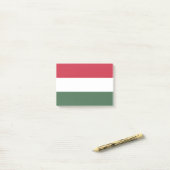 Hongaarse vlag post-it® notes (Op bureau)