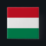 Hongaarse vlag vierkante button 5,1 cm<br><div class="desc">wereldwijde vlaggenproducten - Je kunt je eigen tekst toevoegen.</div>