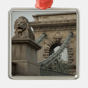 Hongarije, hoofdstad Boedapest. Historisch 2 Metalen Ornament