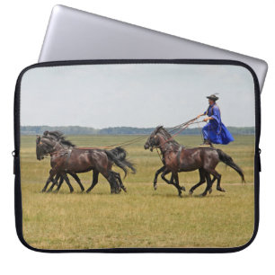 Hongarije horseman en paarden laptop sleeve