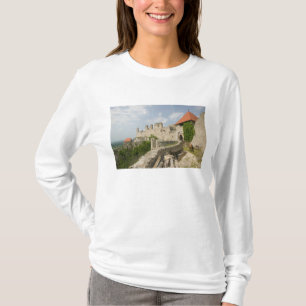 HONGARIJE, Lake Balaton Regio, SUMEG: Sumeg T-shirt