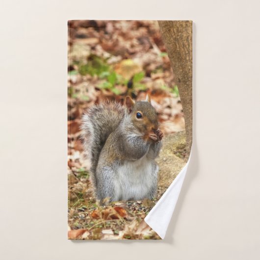 Hongerige Eekhoorn Bad Handdoek (Handdoek)