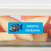 Hongerige grappige piranha cartoon gepersonaliseer labels (Aangebracht)