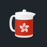 Hongkong vlag theepot<br><div class="desc">Breng een vleugje culturele elegantie mee naar je theetijd met onze theepot met de vlag van Hong Kong! Deze theepot is niet alleen een functioneel keukenitem; het is een viering van het rijke erfgoed van Hong Kong. Het ontwerp toont prominent de iconische vlag van Hong Kong, waardoor het een zinvolle...</div>