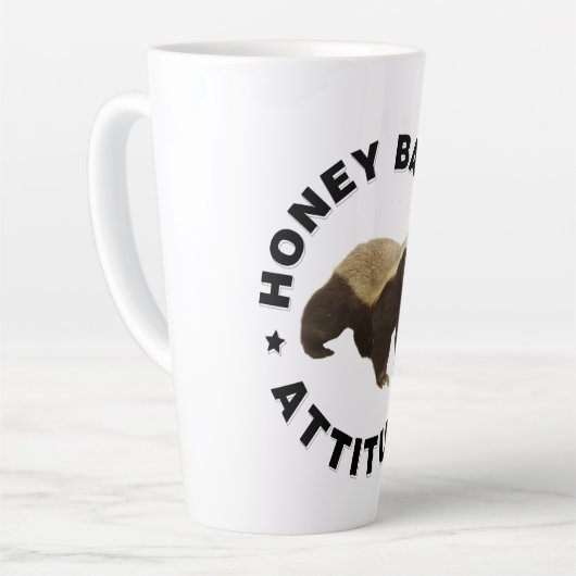 Honingbadger heeft een hoogte latte mok (Linkerhoek)