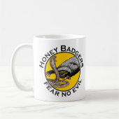 Honingbadgers vrezen geen boosslang met een badass koffiemok (Links)