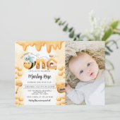 Honingbijen 1e verjaardag Fotouitnodiging Kaart (Staand voorkant)