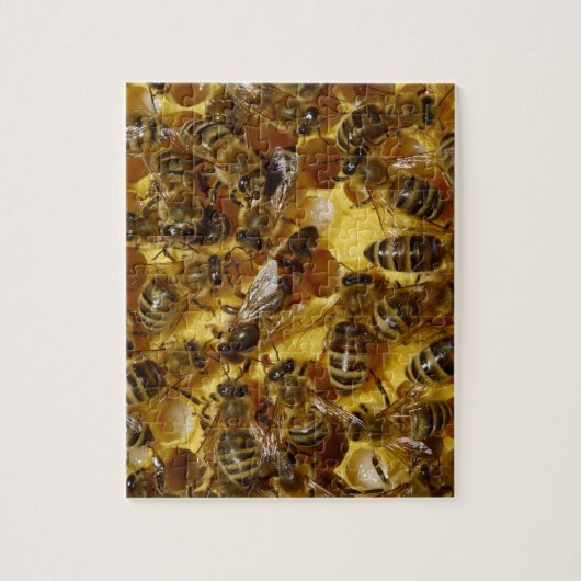 Honingbijen in Hive met koningin in midden Legpuzzel (Verticaal)