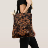 Honingbijen op een honingraat tote bag (Dichtbij)