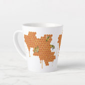 Honingbijen op honingraat, druipende honing, bij latte mok (Linkerhoek)