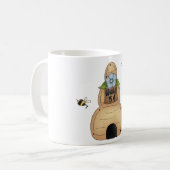 Honingbijenkorf met blauwe bloemen en bijen koffiemok (Voorkant links)