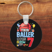 Honkbal Bball 7e verjaardag Deze Baller Is Nu 7 Sleutelhanger (Voorkant)