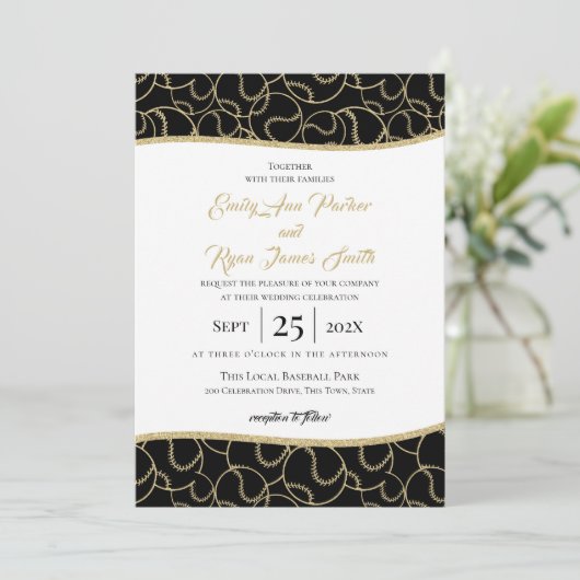 Honkbal Bruiloft Goud en Zwart Uitnodiging (Staand voorkant)