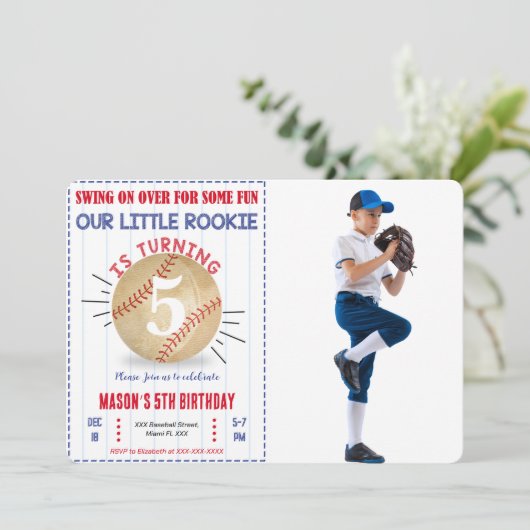 Honkbal verjaardagsfoto uitnodiging (Staand voorkant)