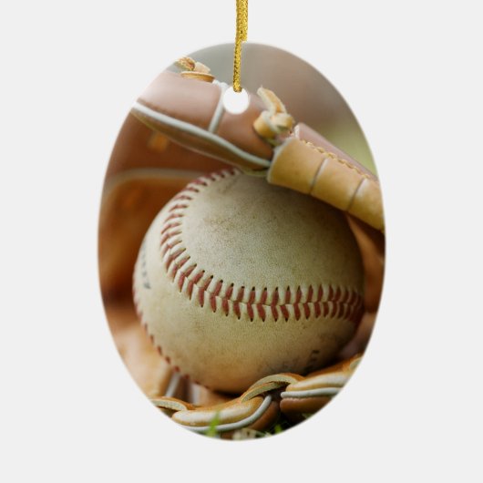 Honkbalhandschoen en bal keramisch ornament (Voorkant)