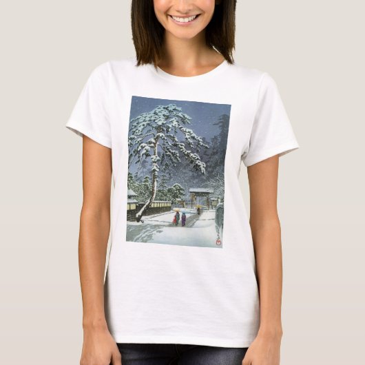 Honmonji Temple in Snow - Kawase Hasui 川 巴 水 T-shirt (Voorkant)