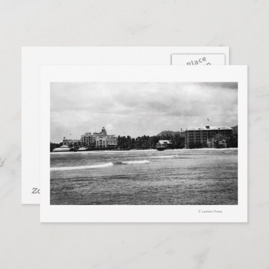 Honolulu, HA - Uitzicht van Moana & Royal Hawaiian Briefkaart (Voorkant / Achterkant)