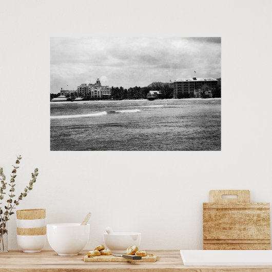 Honolulu, HA - Uitzicht van Moana & Royal Hawaiian Poster (Keuken)